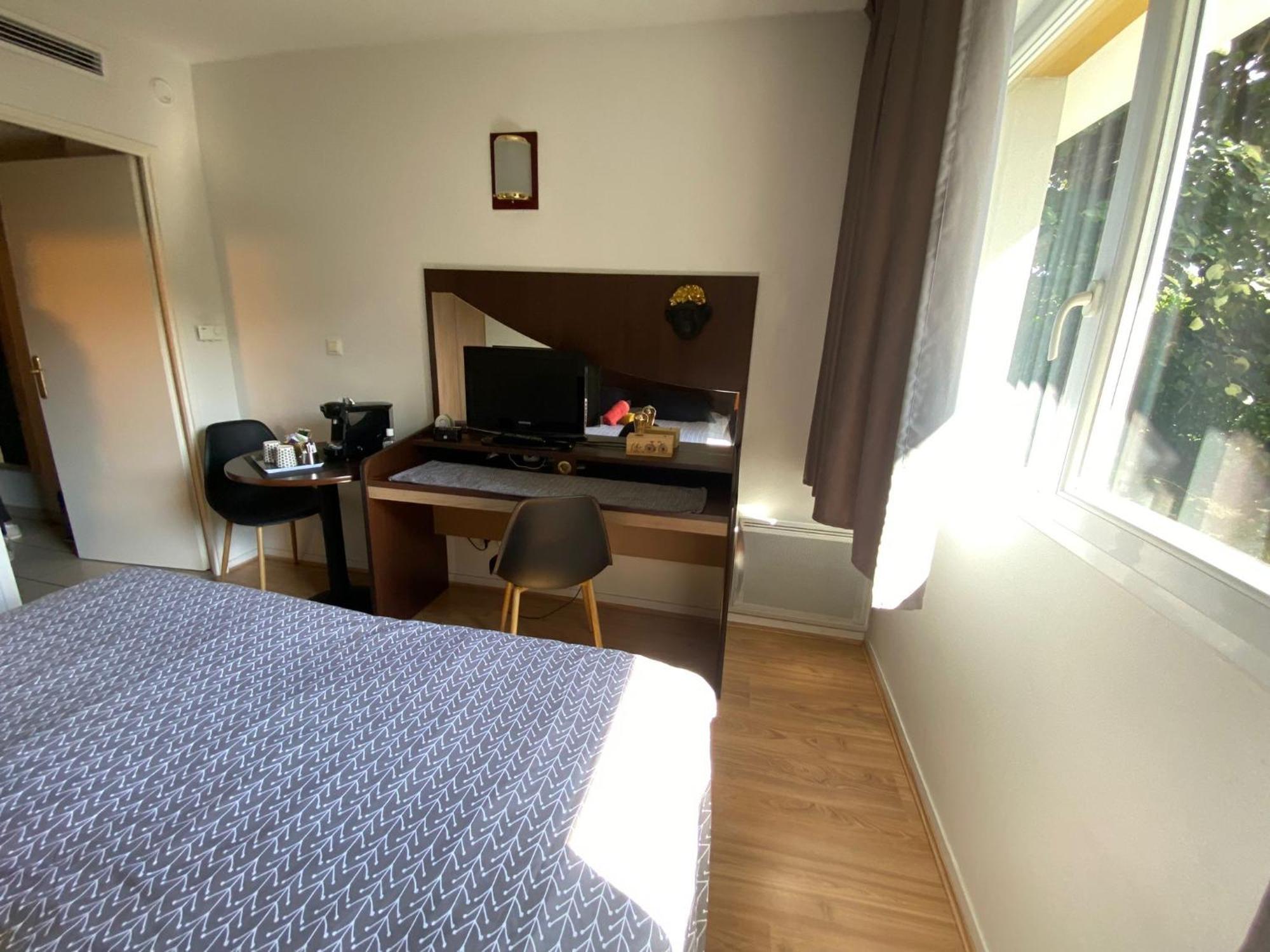 Libre Comme L'Air ! Apartment Idron Bagian luar foto